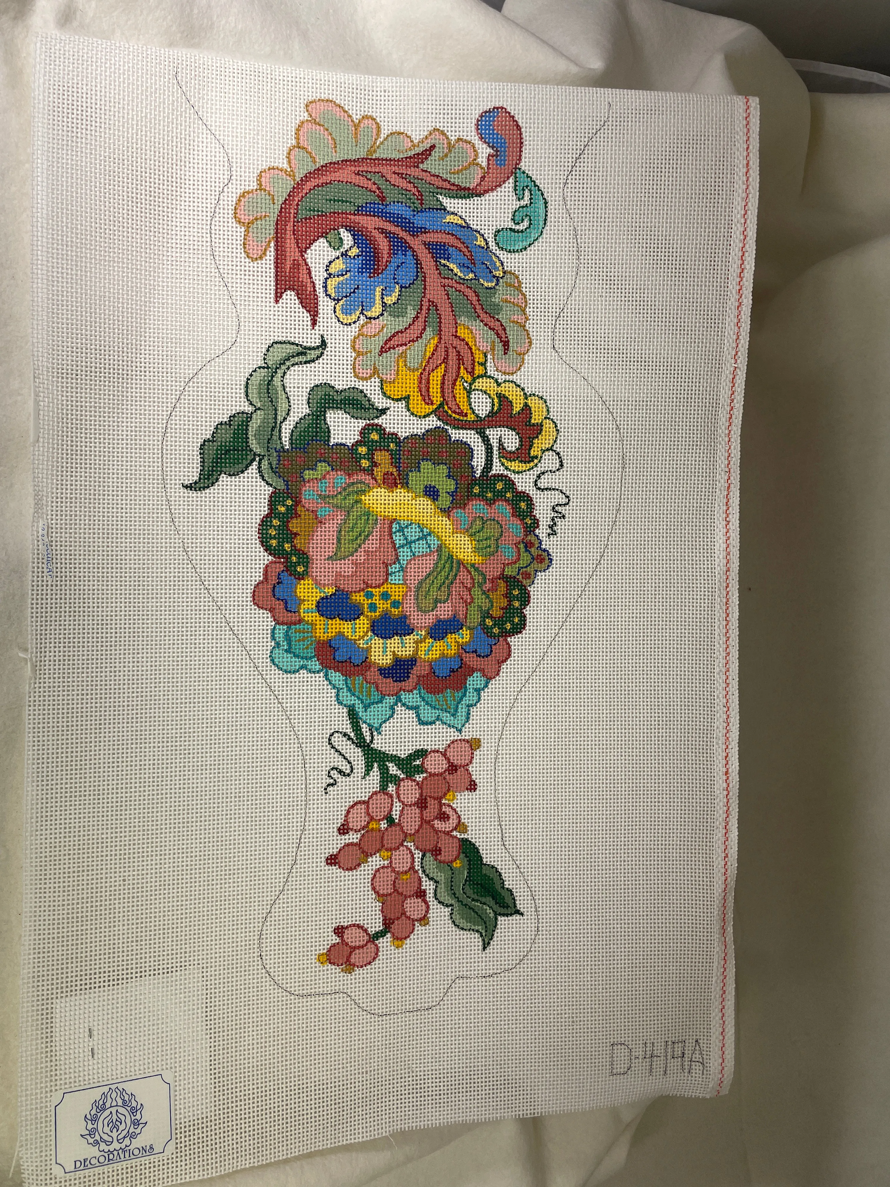 * SALE / Julia's Needleworks D419A Chair Back Long