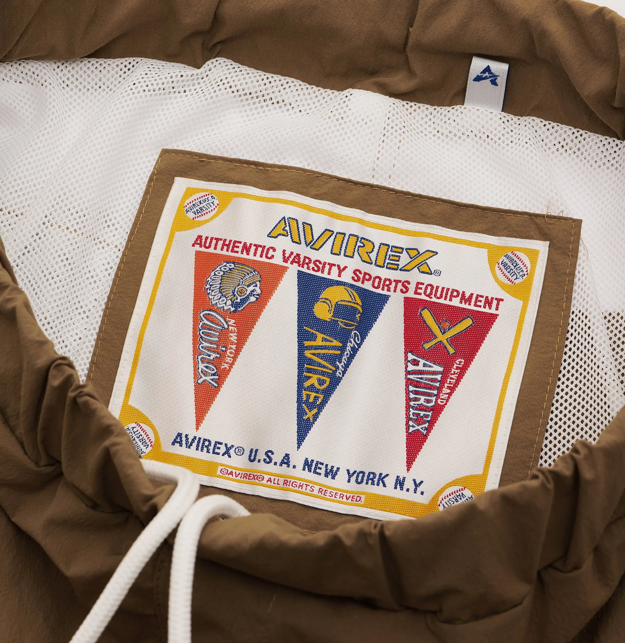 ANORAK SHORT