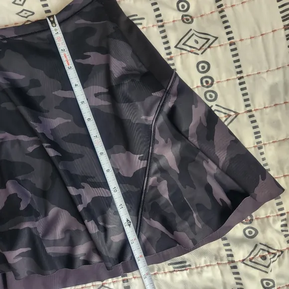 Athleta Match Point Skort Black Camo Large