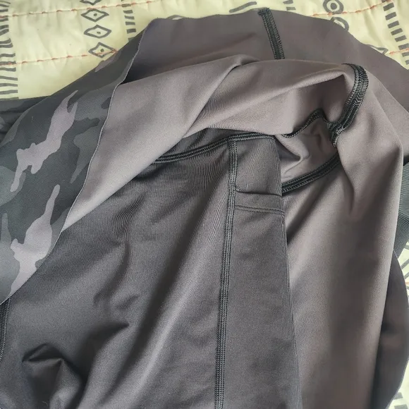 Athleta Match Point Skort Black Camo Large