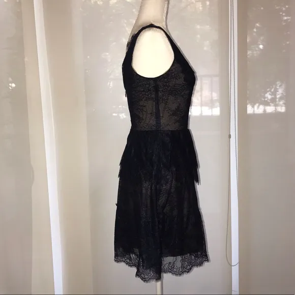 BCBG Maxazria navy blue v-neck lace dress