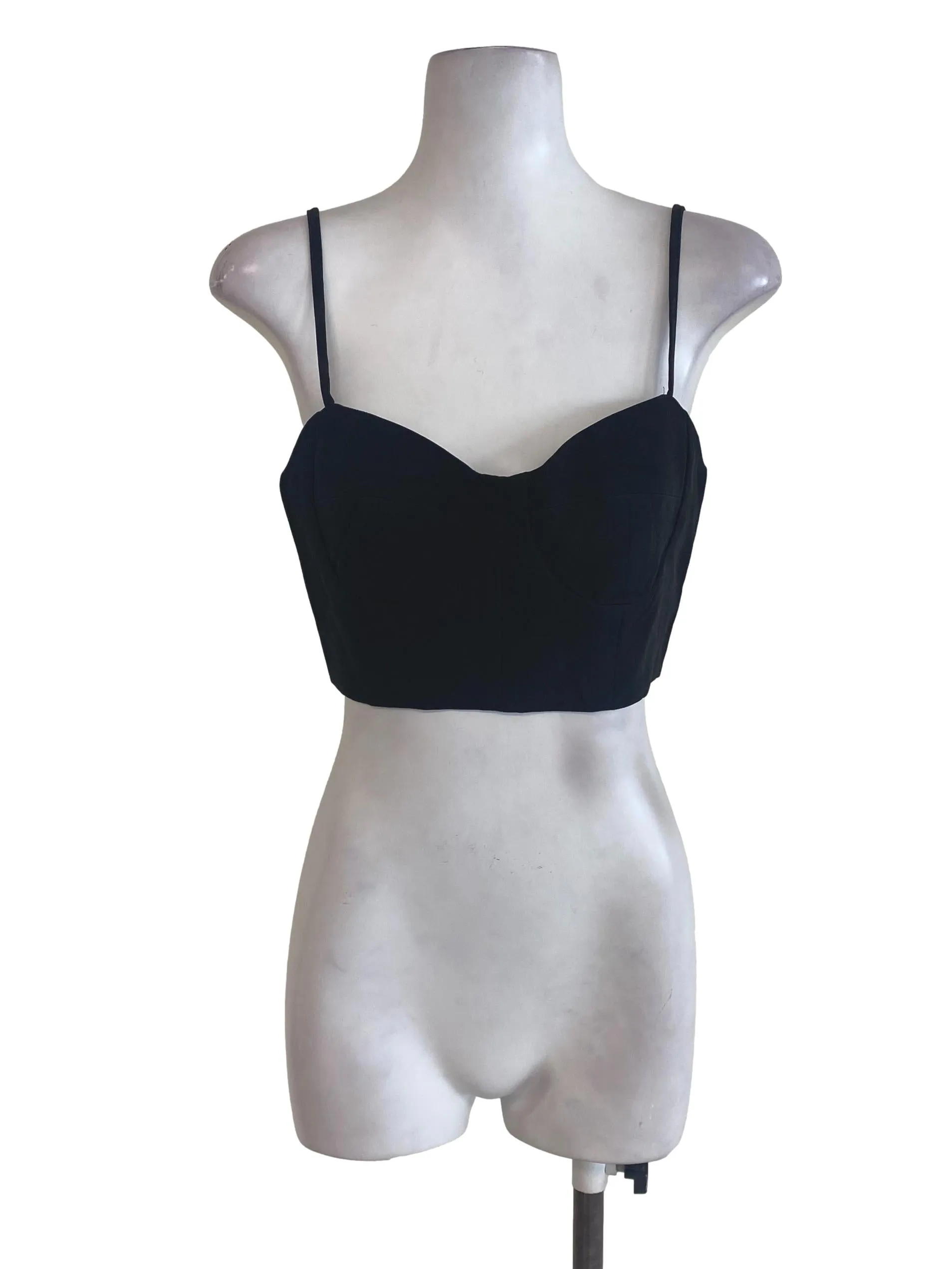 Black Sleeveless Crop Top