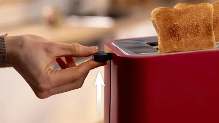 Bosch 2 Slice My Moment Compact Toaster Red TAT4M224