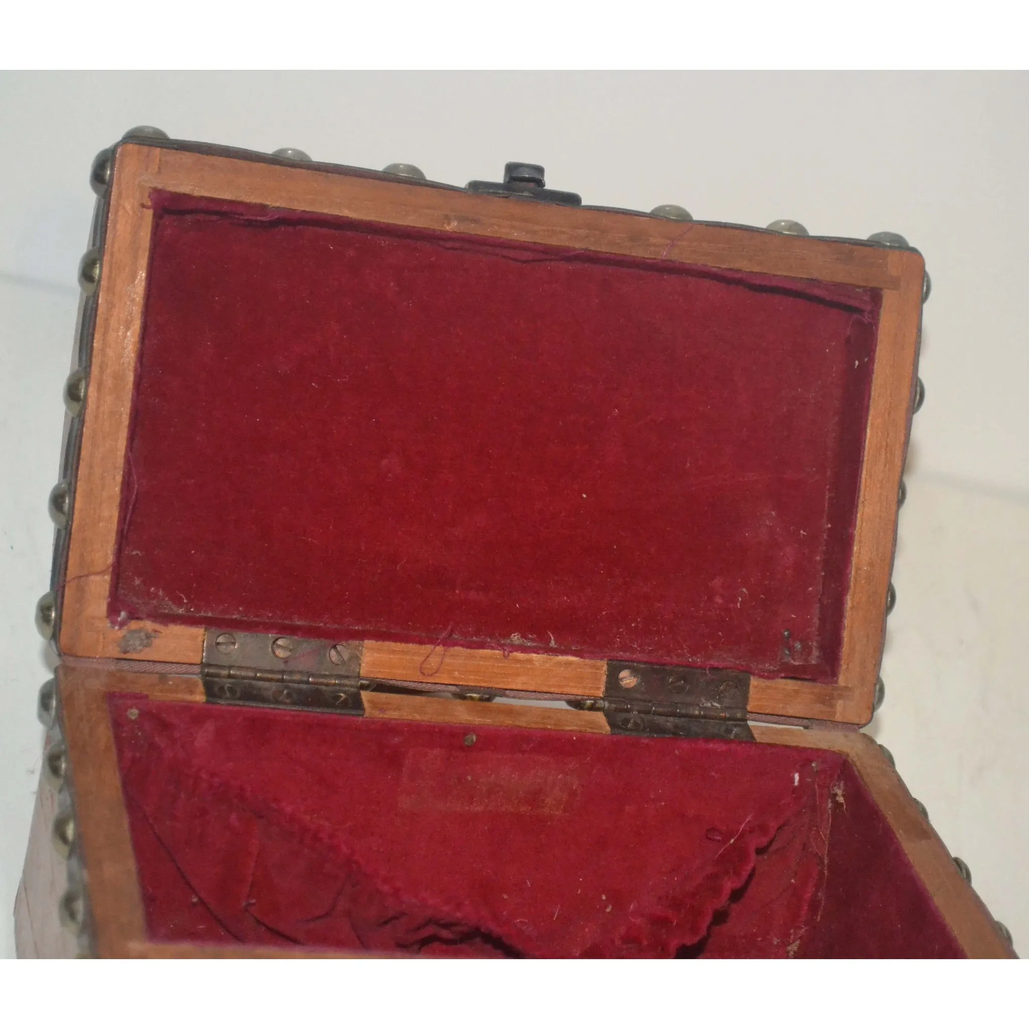 Brown Wooden Treasure Chest Purse