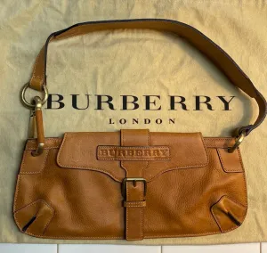 Burberry London Grained Leather Shoulder Bag In Carme