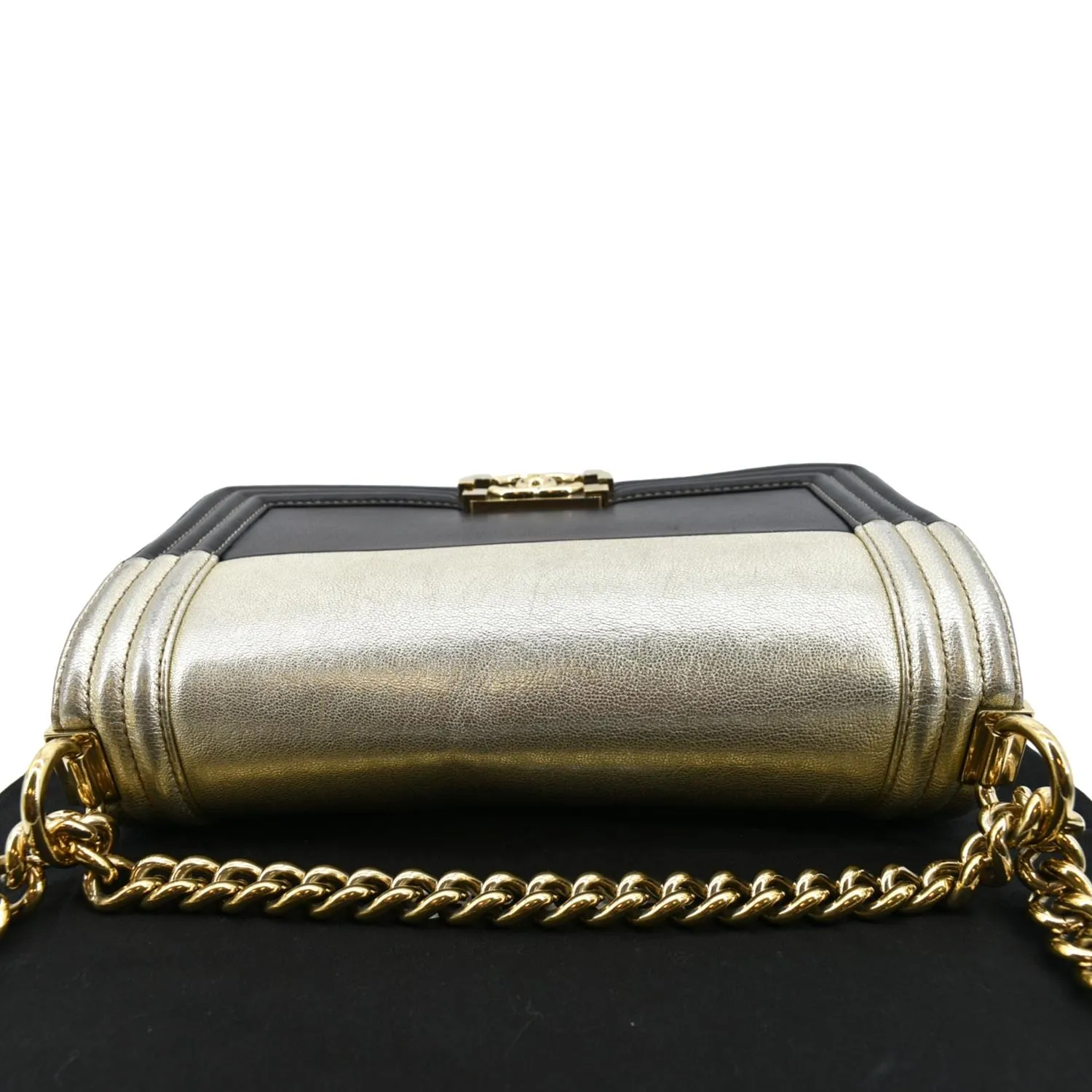 CHANEL Boy Leather Shoulder Bag Bicolor