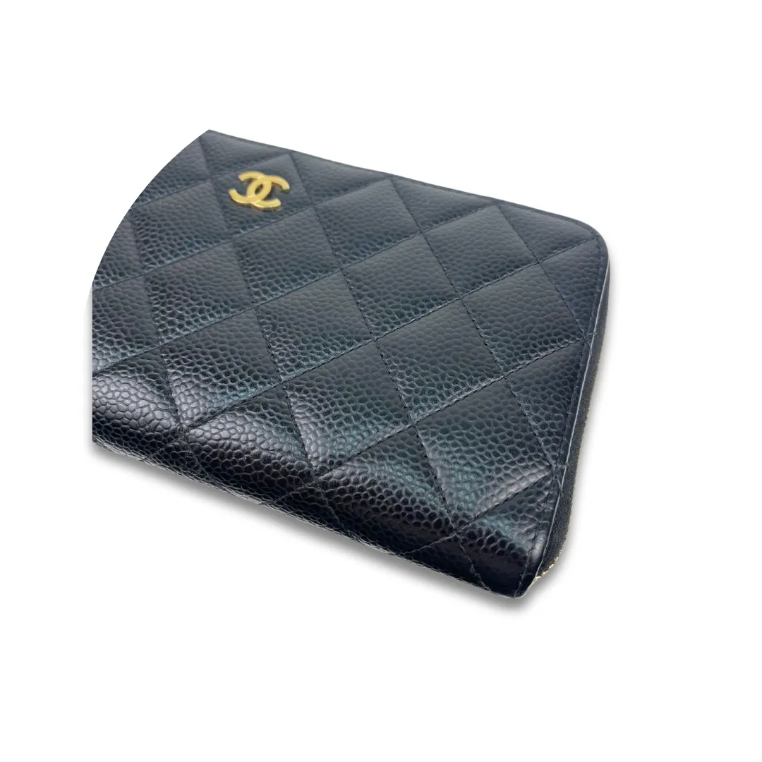 Chanel Classic Caviar Zipper Wallet