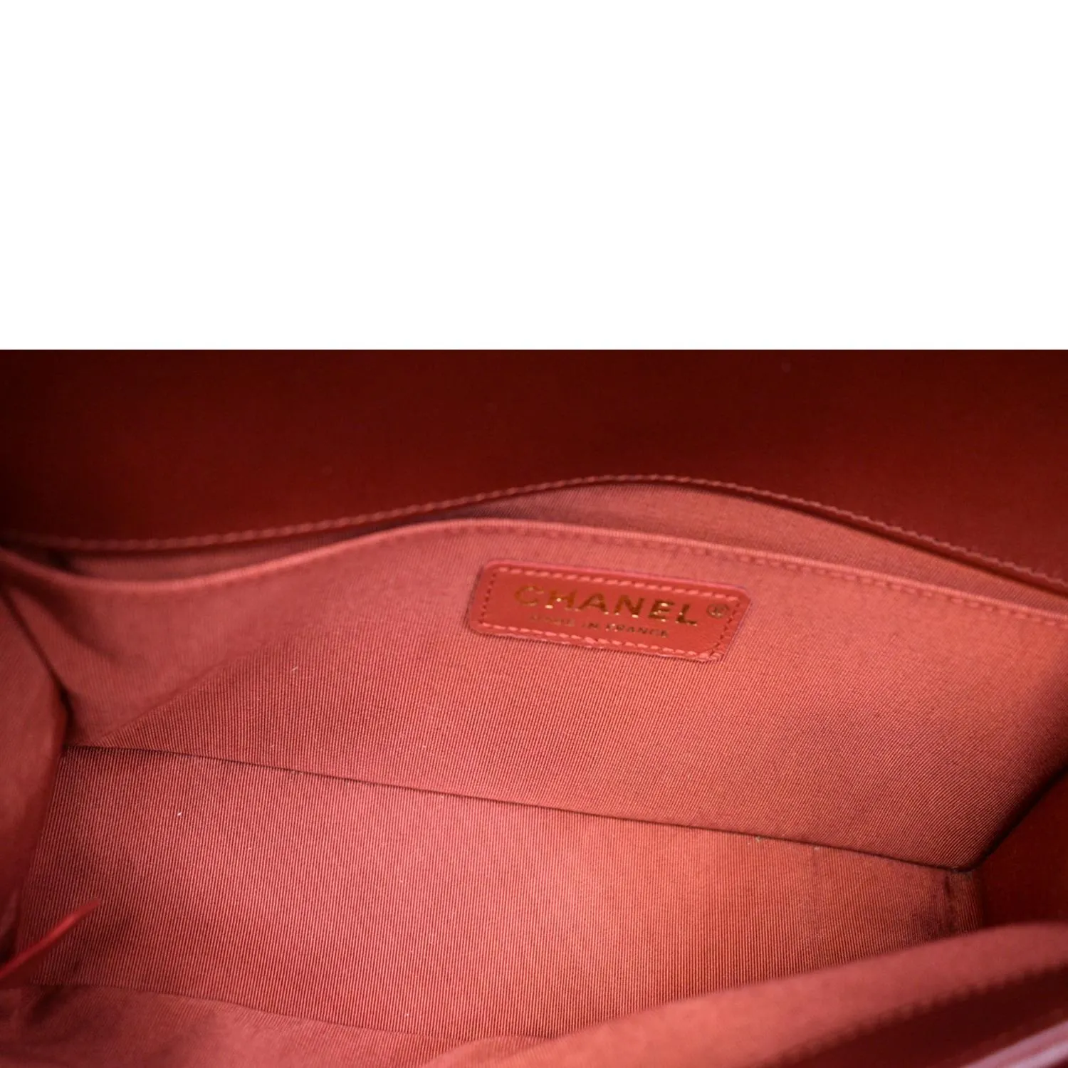 CHANEL Medium Boy Flap Calf Leather Shoulder Bag Red