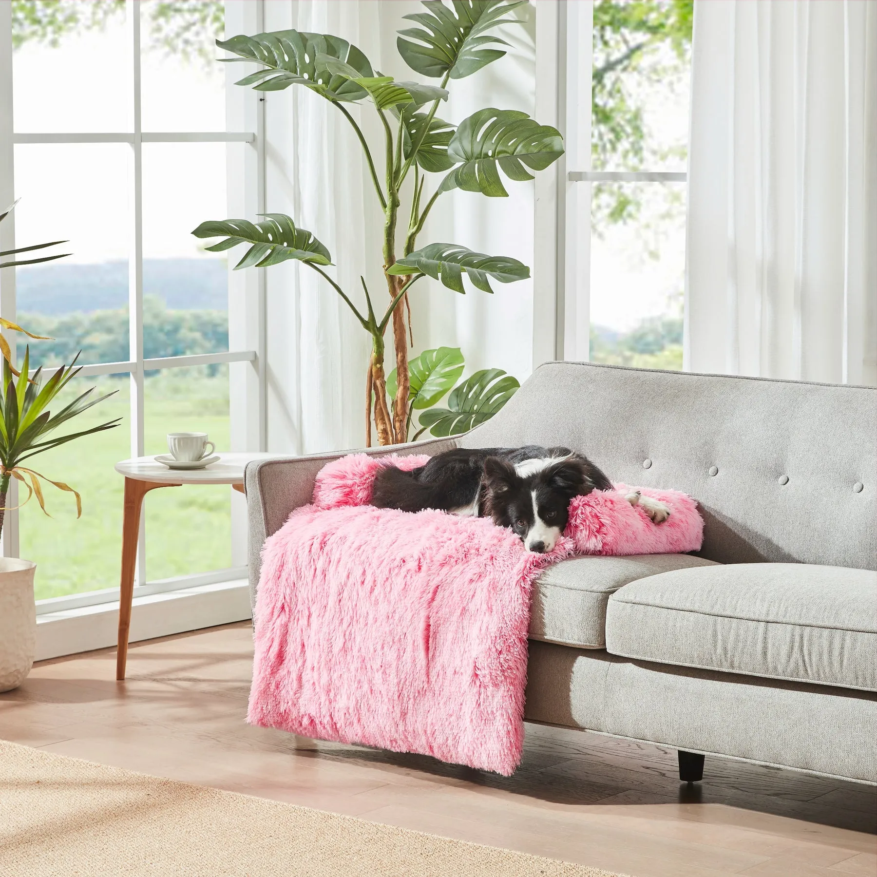 Charlie's Shaggy Faux Fur Bolster Sofa Protector Calming Dog Bed Ombre Pink XX-Large