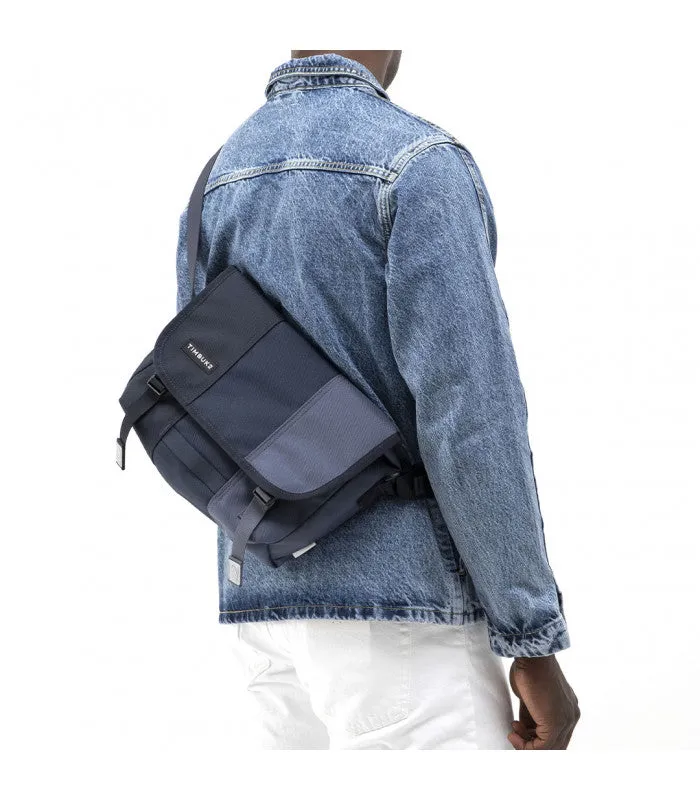 Classic Messenger Sling Bag 6L