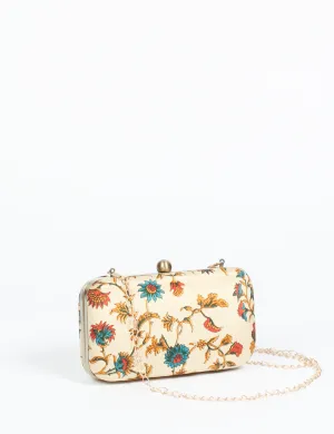 CLUTCH HANDBAG