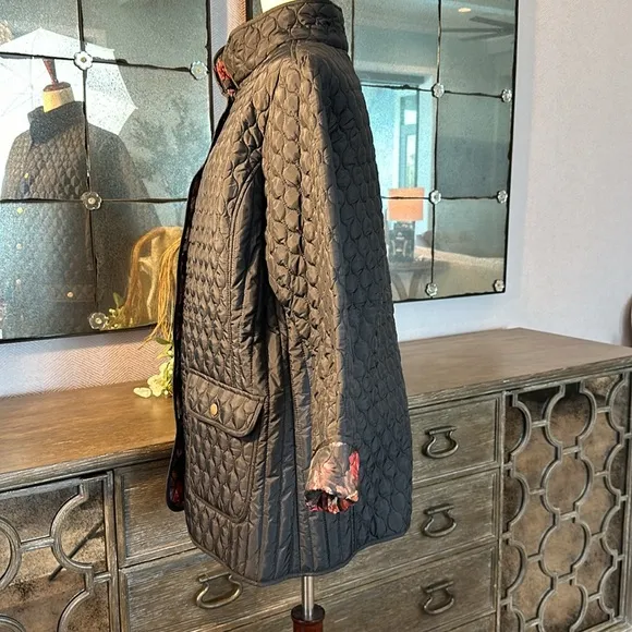Cynthia Rowley fall lightweight coat.