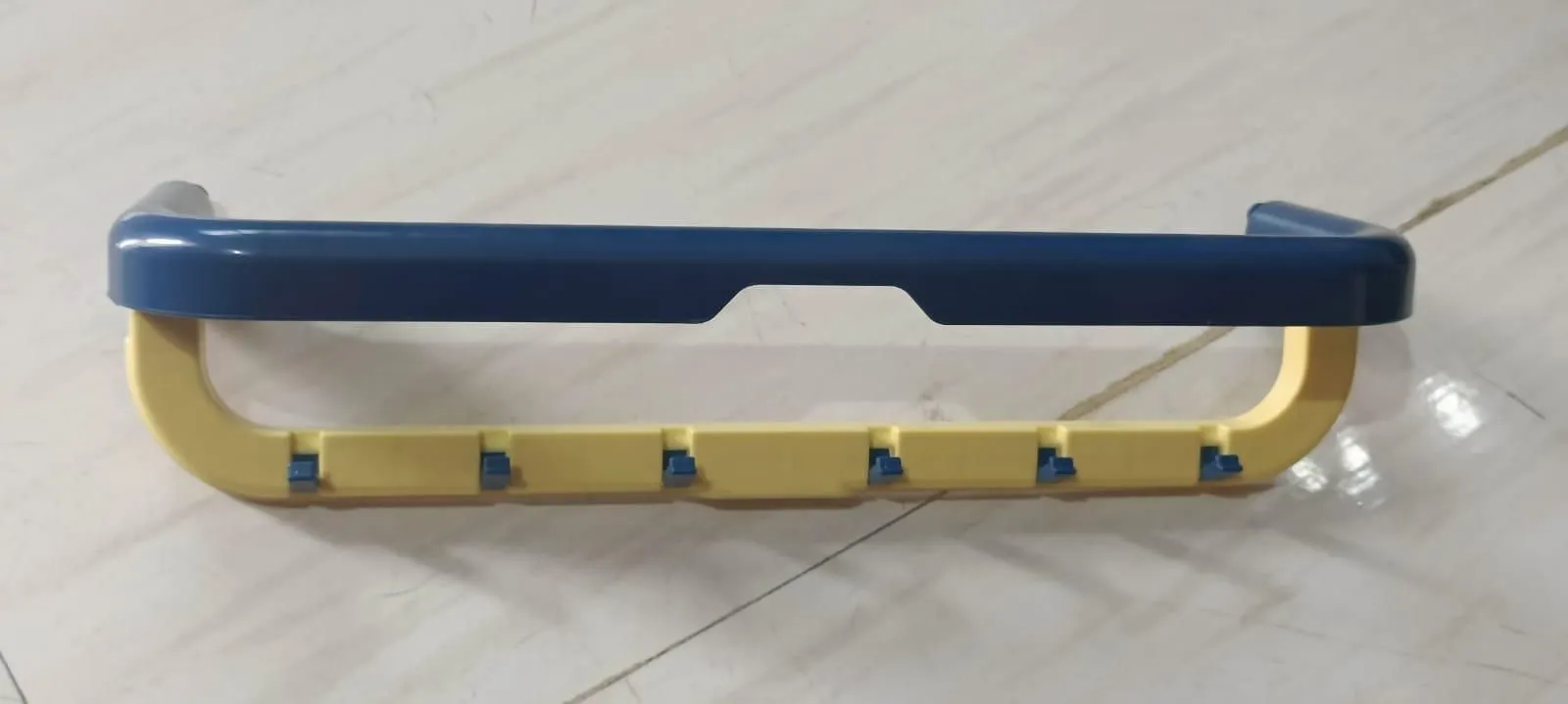Double Layer Plastic Towel Rack with Hooks