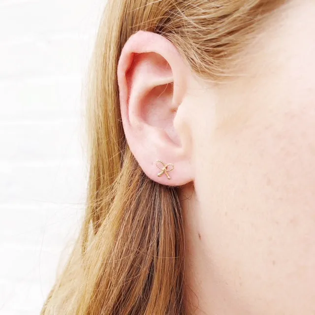 Fina Bow Studs