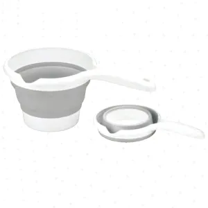 Foldable bath cup