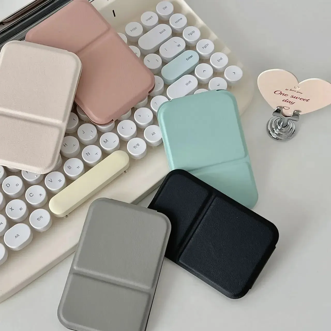 Foldable PU Leather Makeup Mirror – Portable Handheld & Desktop Compact Mirror