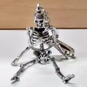 Foldable Skeleton Pendant key chain