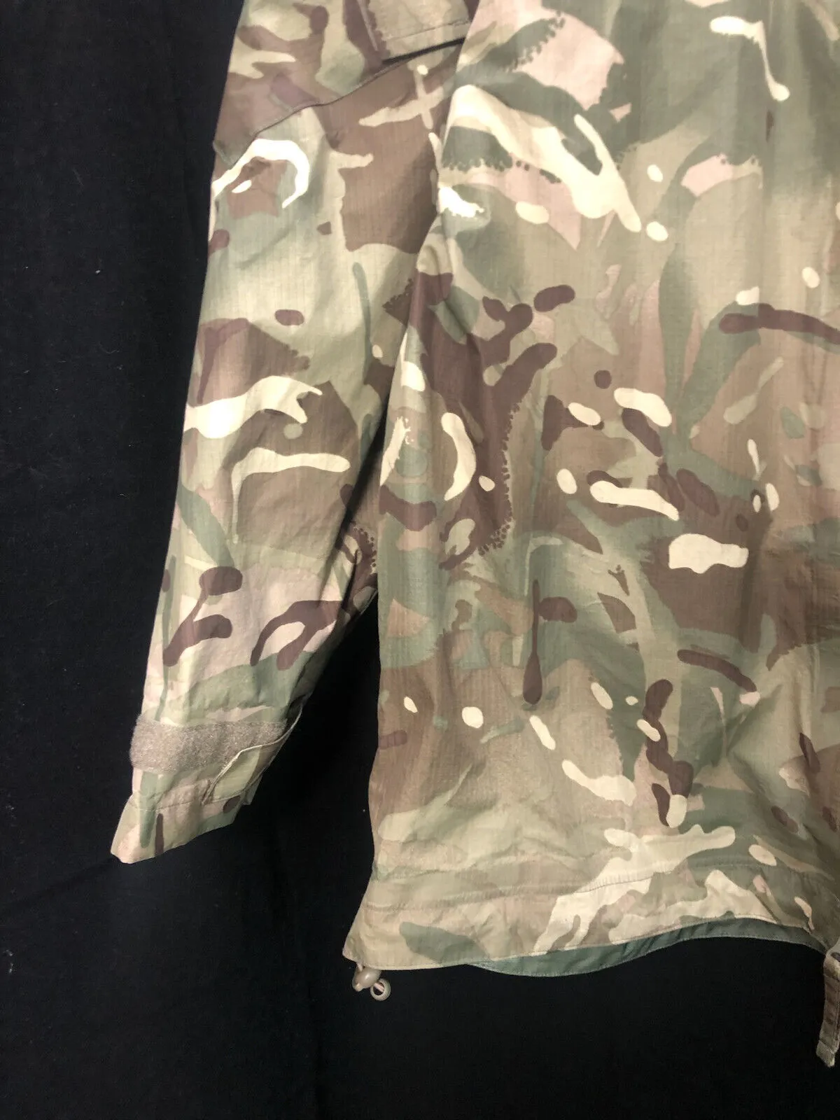 Genuine British Army MTP Camouflaged Waterproof Lightweight Jacket - 170/90