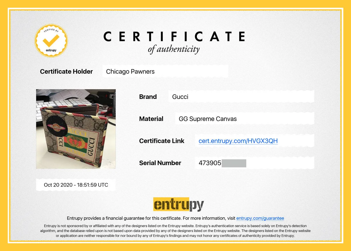 Gucci Supreme GG Courrier Wallet