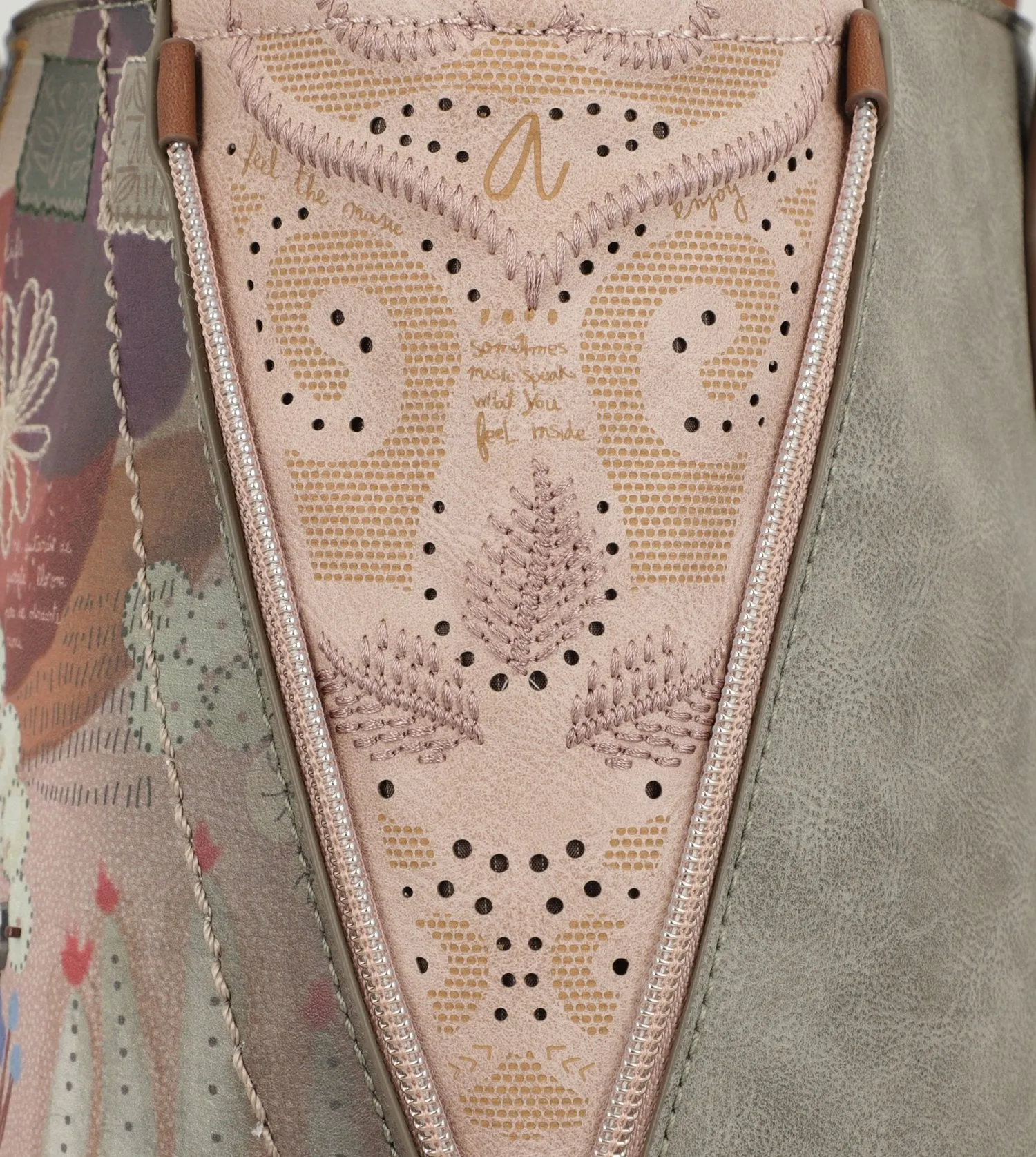 Ixchel Bag with two handles with premium sides