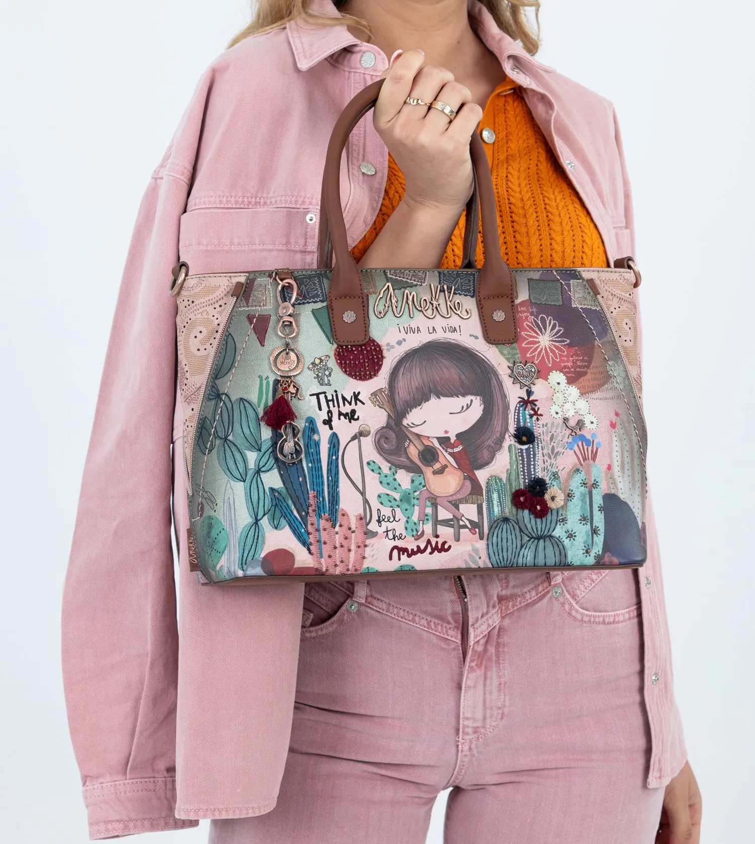 Ixchel Bag with two handles with premium sides
