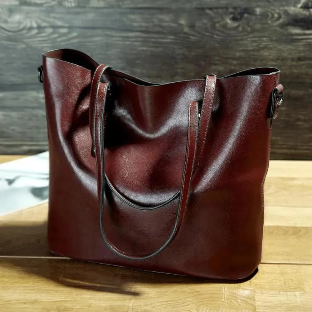 Jack Faelan | Nicole’s Vintage Shoulder Handbag