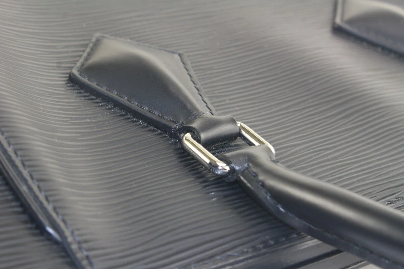 Louis Vuitton Black Epi Noir Phenix MM 2way 2LV1012K