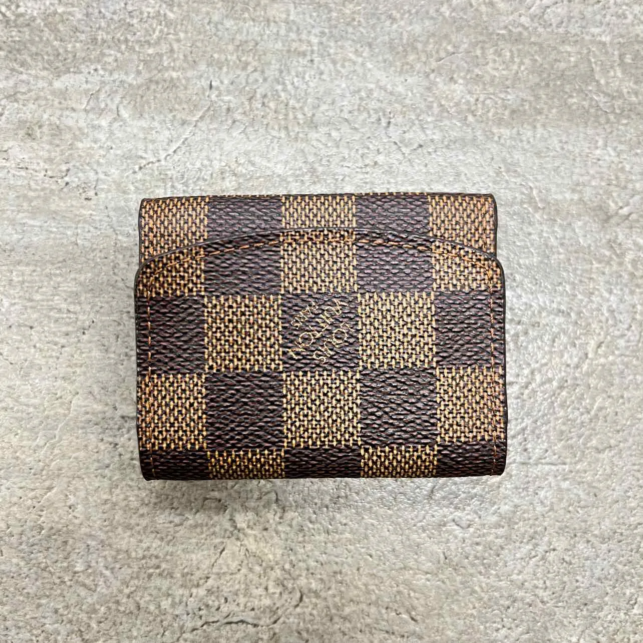 Louis Vuitton Cufflink Holder "MONOGRAM" Used Brown