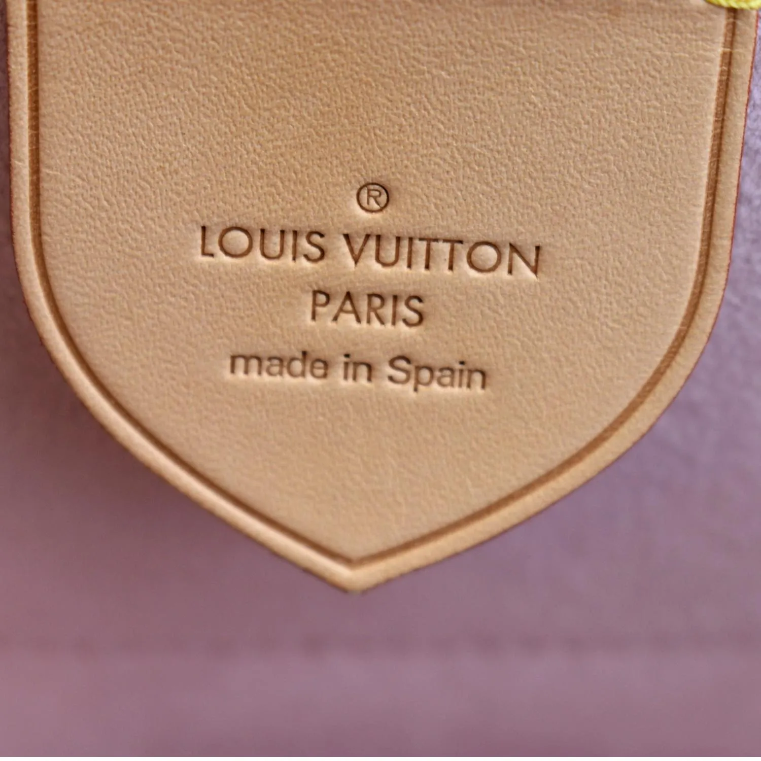 LOUIS VUITTON Girolata Damier Azur Shoulder Bag White