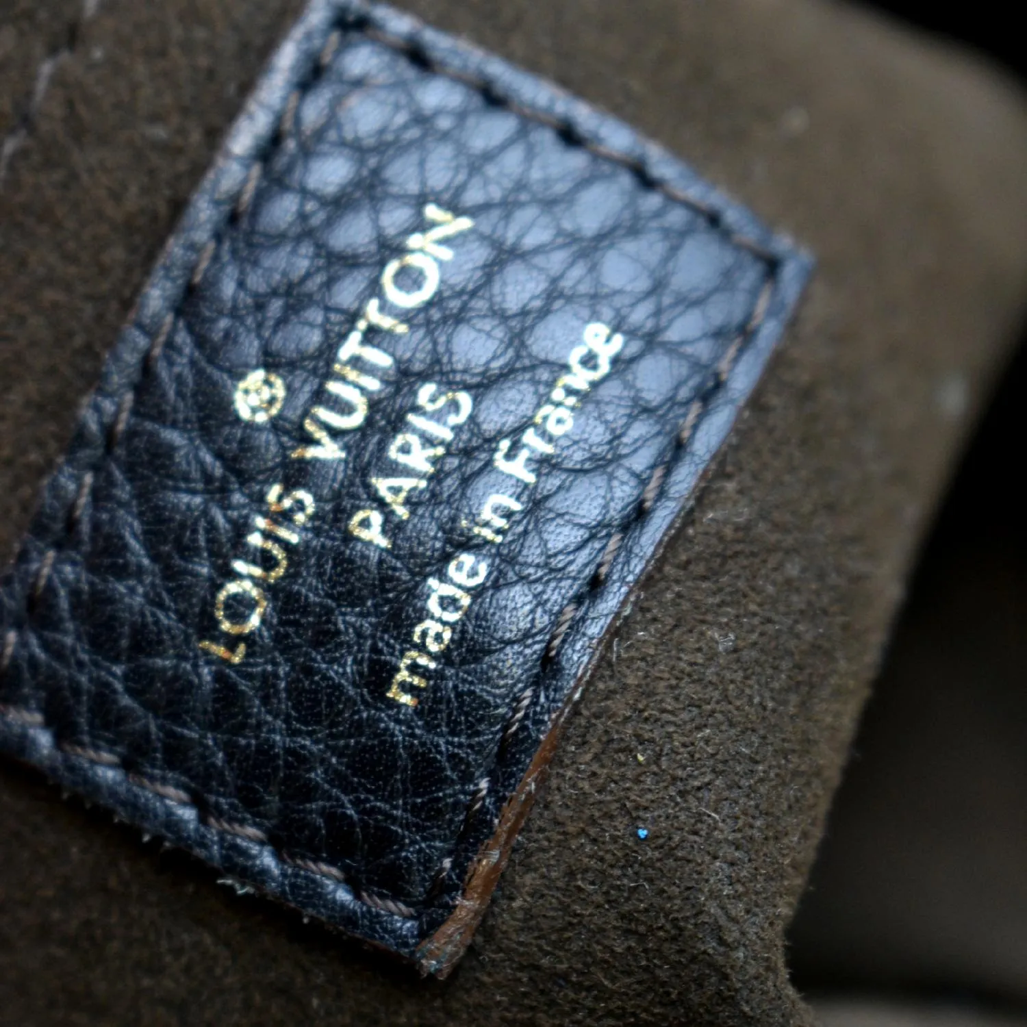 LOUIS VUITTON Mahina Leather Shoulder Bag Black
