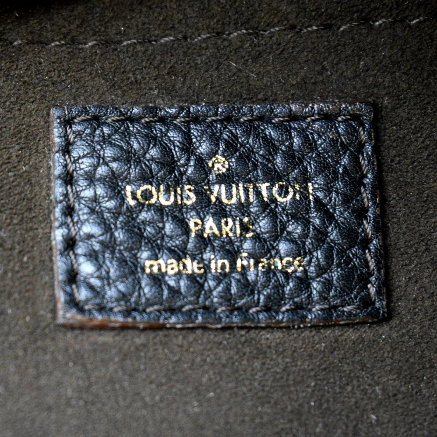 LOUIS VUITTON Mahina Leather Shoulder Bag Black