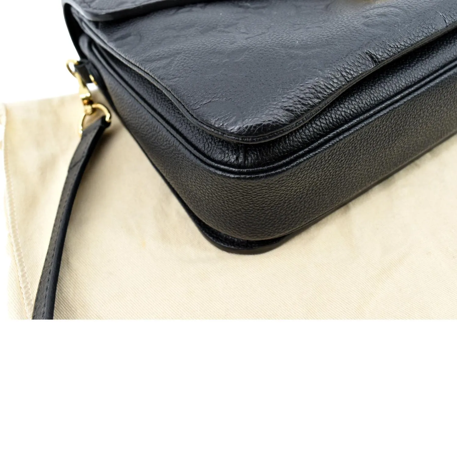 LOUIS VUITTON Metis Pochette Empreinte Leather Crossbody Bag Black