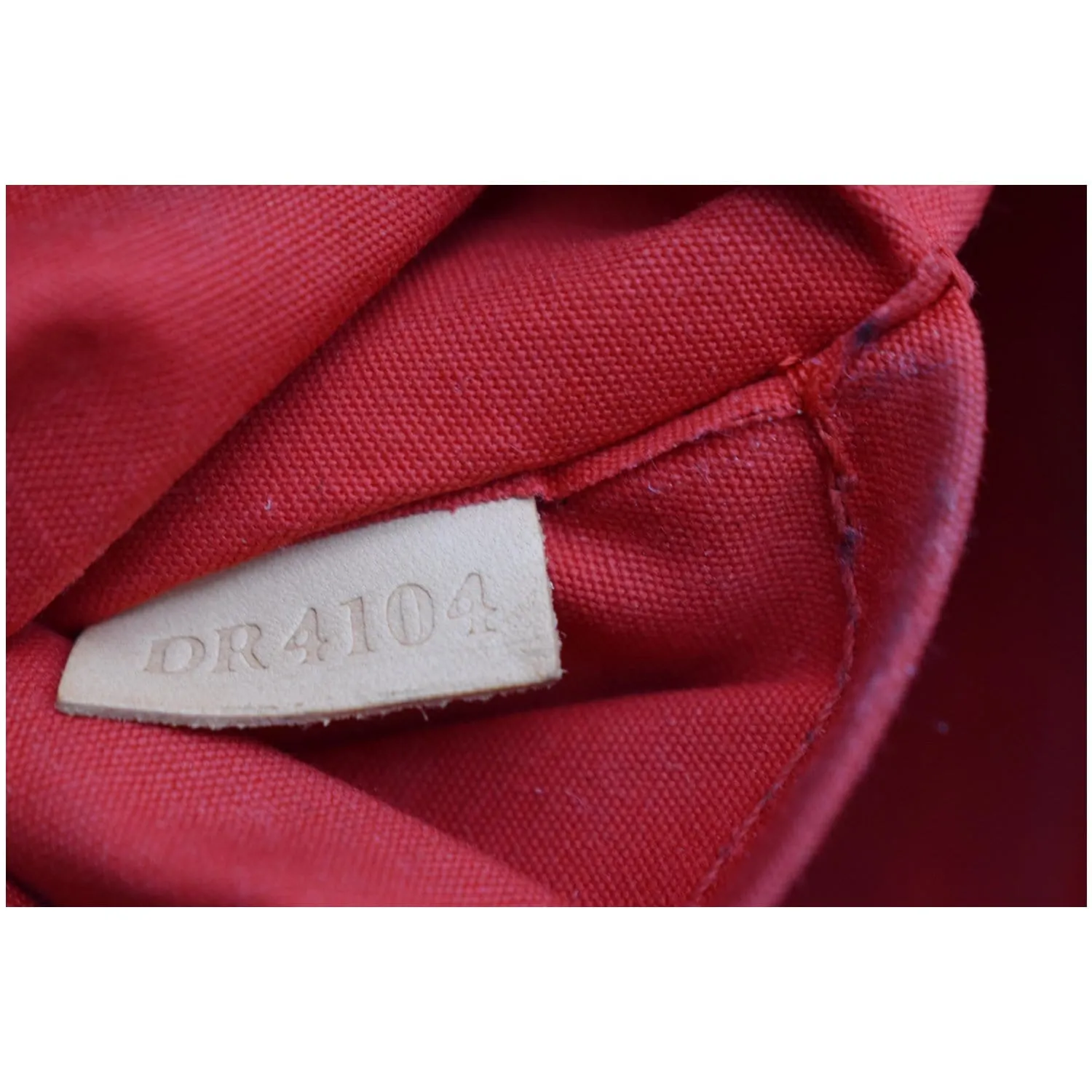 LOUIS VUITTON Montebello MM Monogram Vernis Shoulder Bag Cerise - 15% OFF