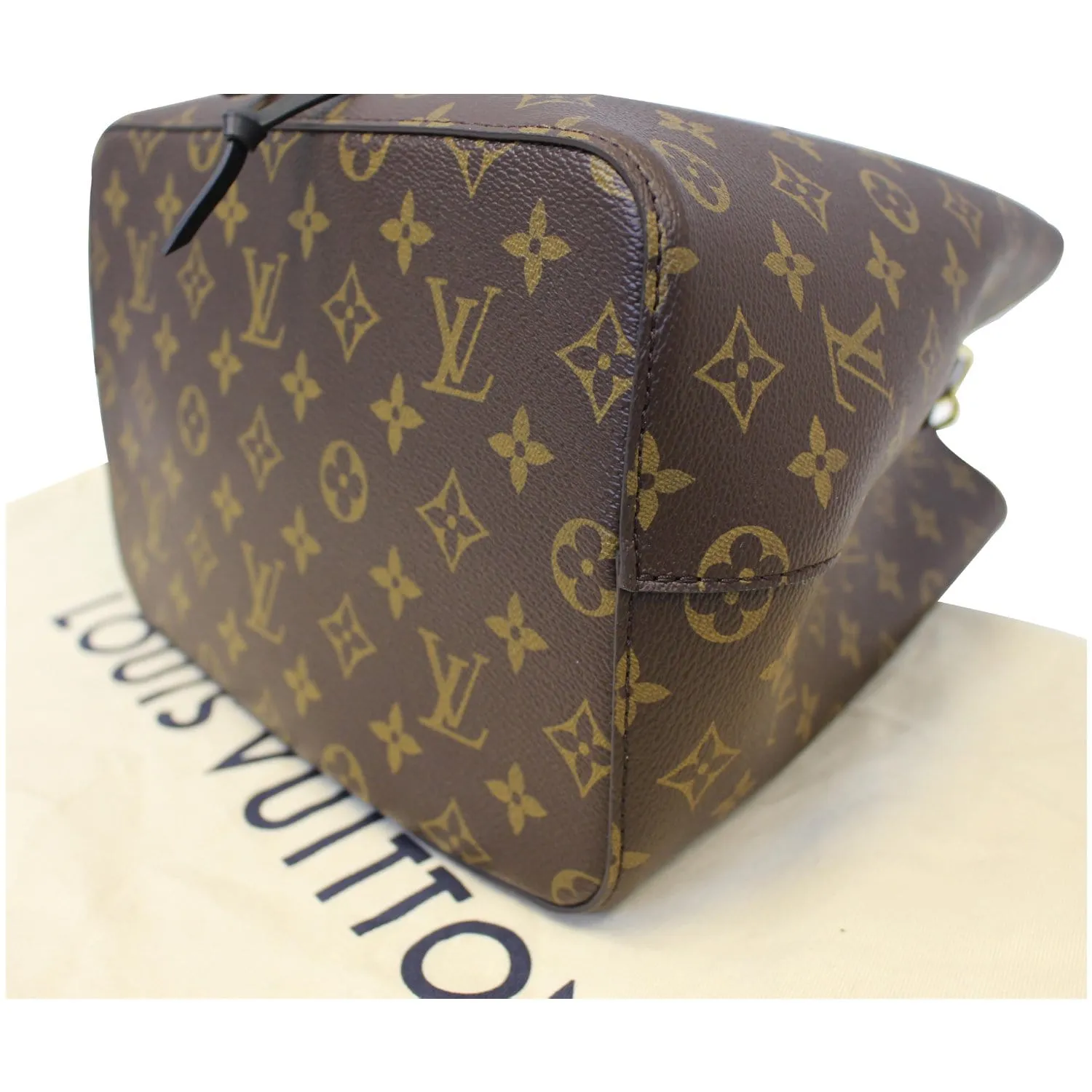 LOUIS VUITTON Neonoe Monogram Canvas Shoulder Bag Black