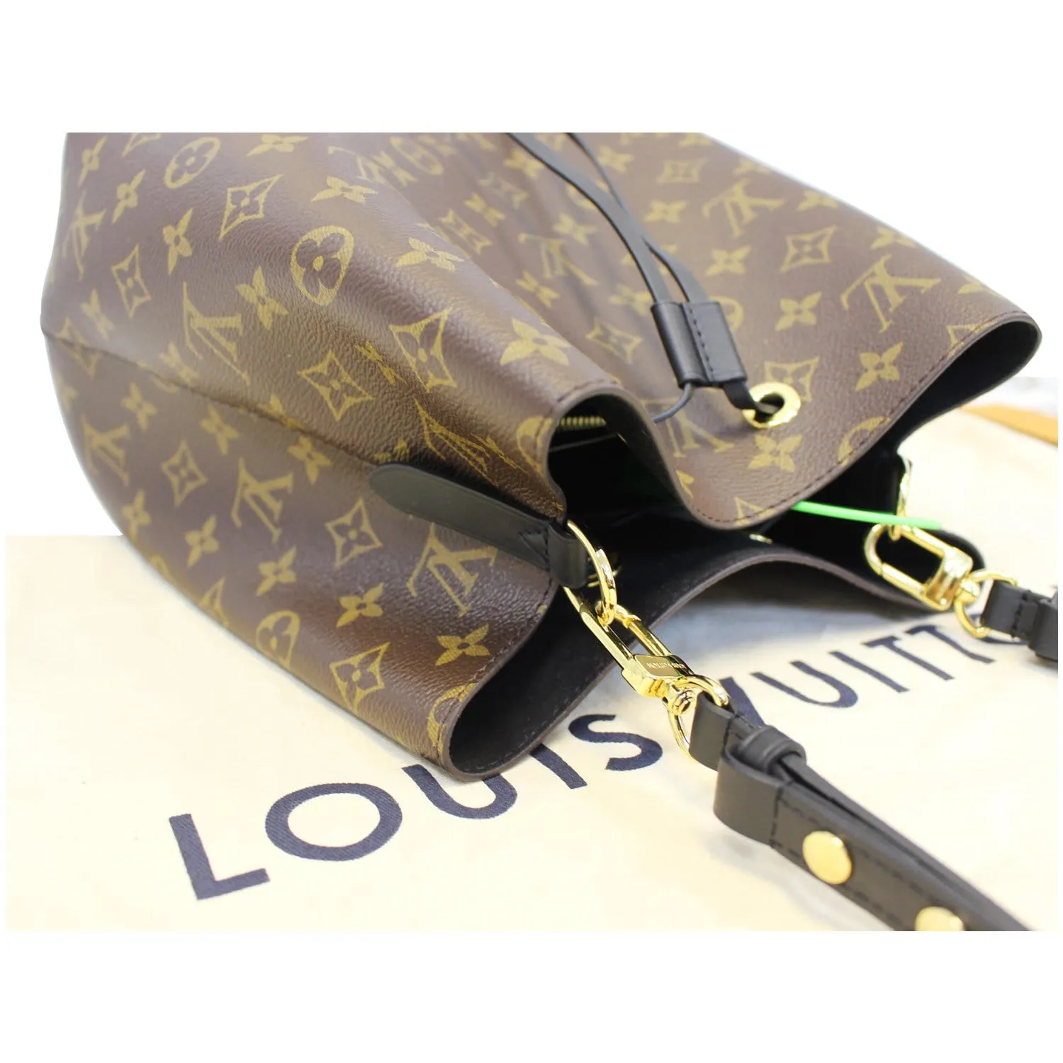 LOUIS VUITTON Neonoe Monogram Canvas Shoulder Bag Black