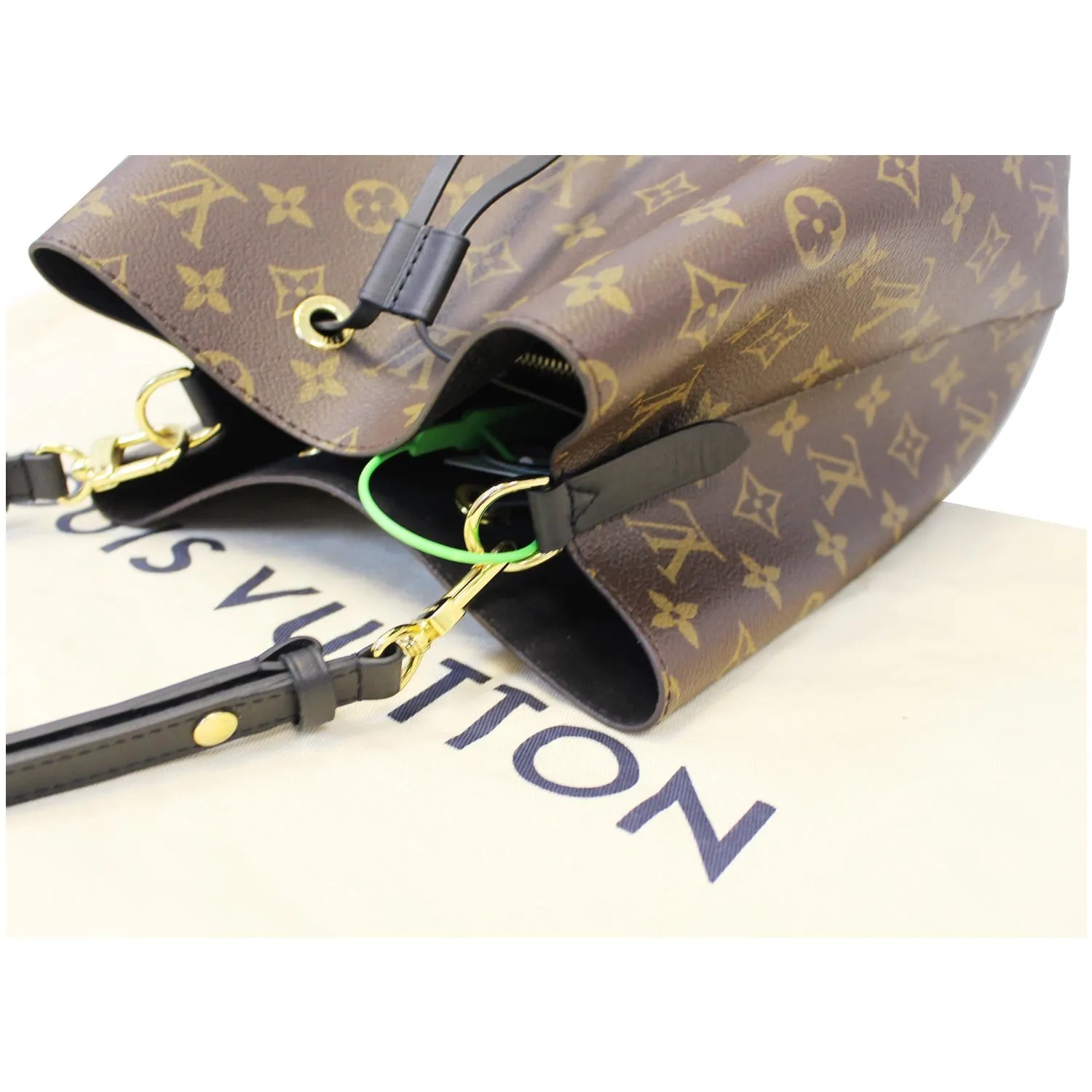 LOUIS VUITTON Neonoe Monogram Canvas Shoulder Bag Black