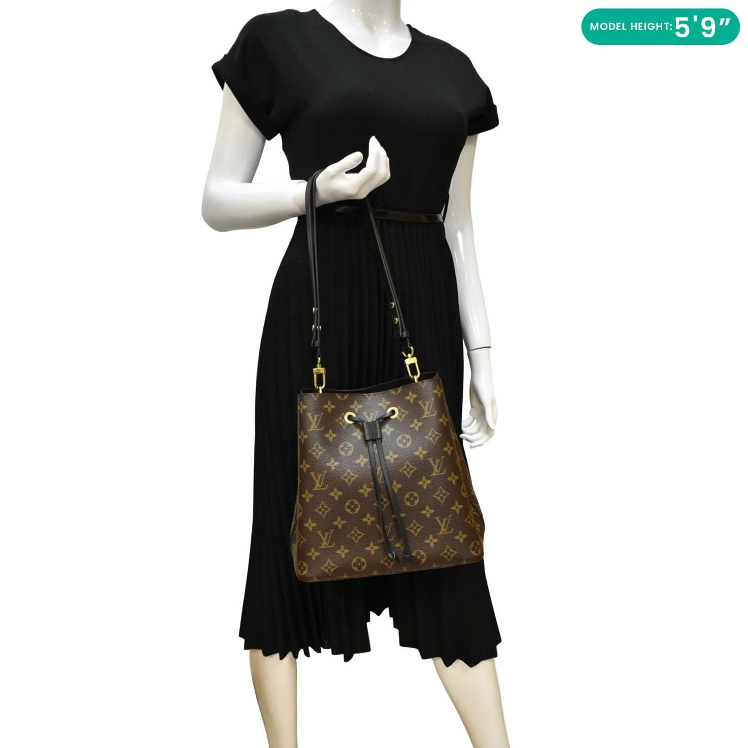 LOUIS VUITTON Neonoe Monogram Canvas Shoulder Bag Brown