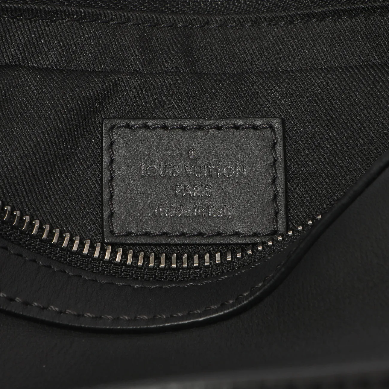 Louis Vuitton Onyx Damier Infini District Pochette