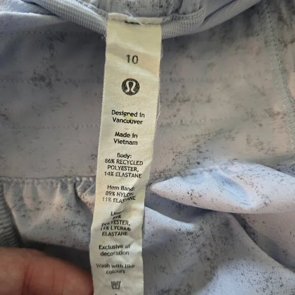 Lululemon Hotty Hot High-Rise Lined Short 2.5&quot; - 10 Gravel Dust Pastel Blue