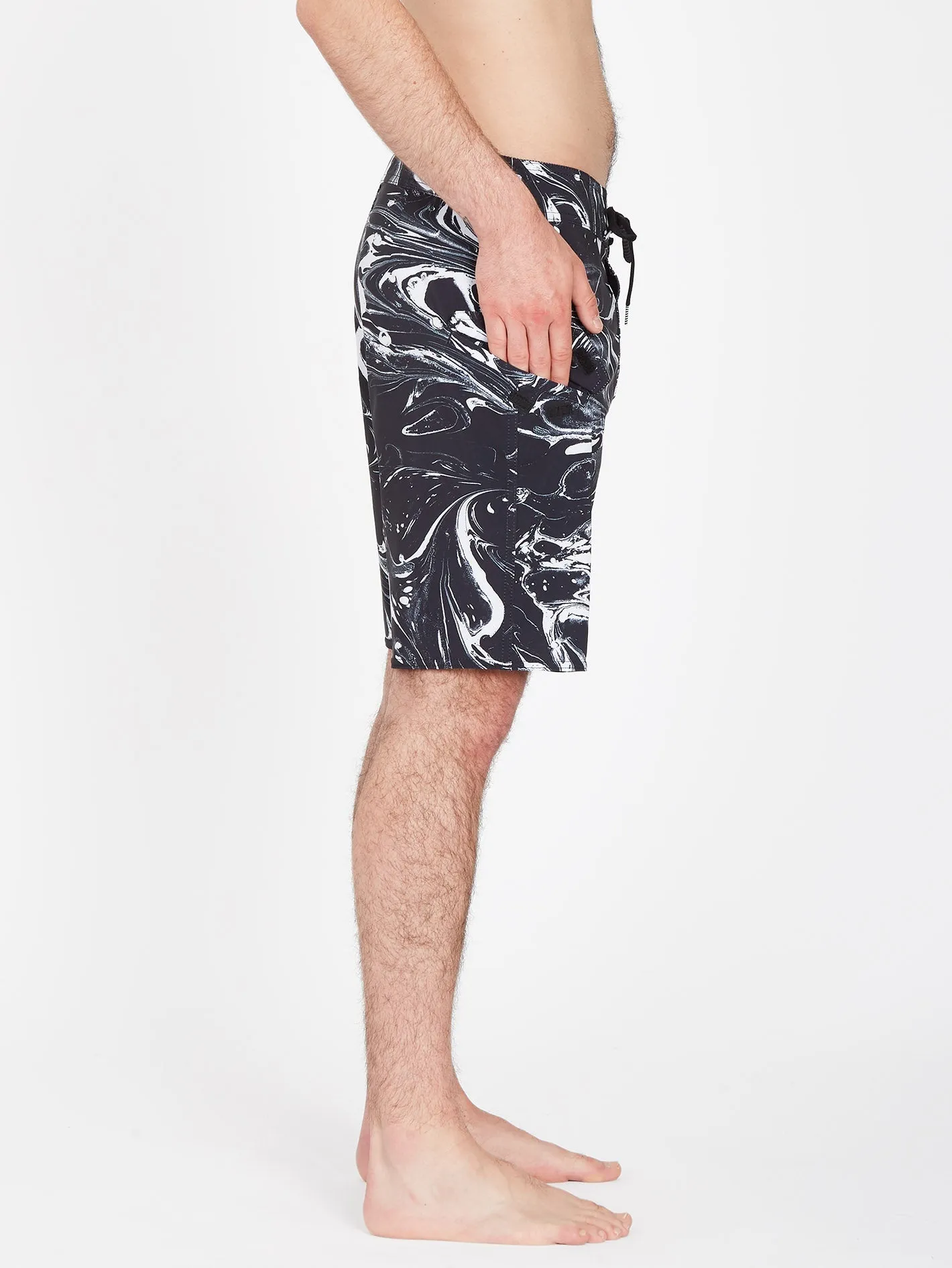 Marble Mod 19" Boardshort - BLACK