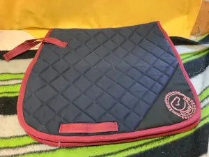 Navy saddle cloth with burgundy trim. Size pony. FREE DELIVERY