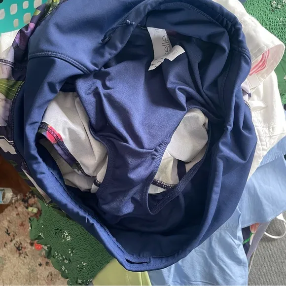 Oiselle NWOT SPECIAL EDITION ROGA