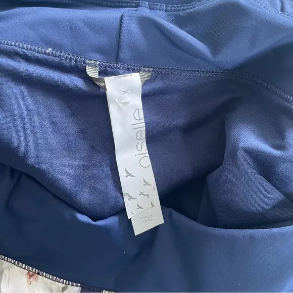 Oiselle NWOT SPECIAL EDITION ROGA