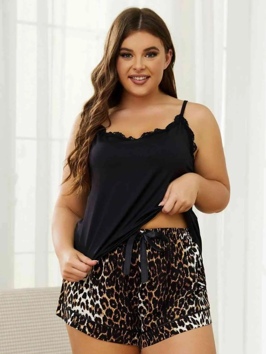 Plus Size Lace Trim Scoop Neck Cami and Printed Shorts Pajama Set ( 2 Style Designs)