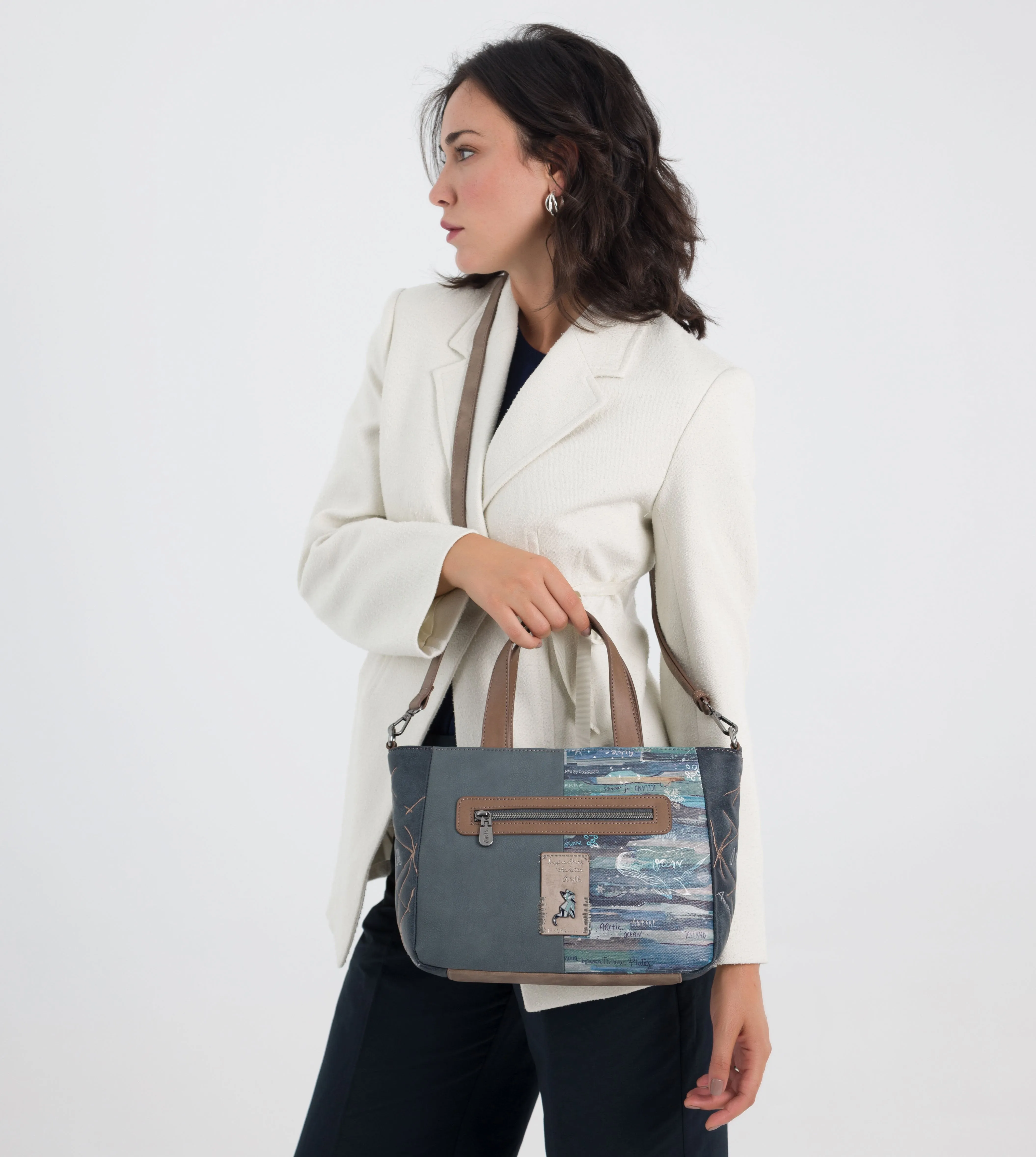 Pretty Iceland handbag with a pocket