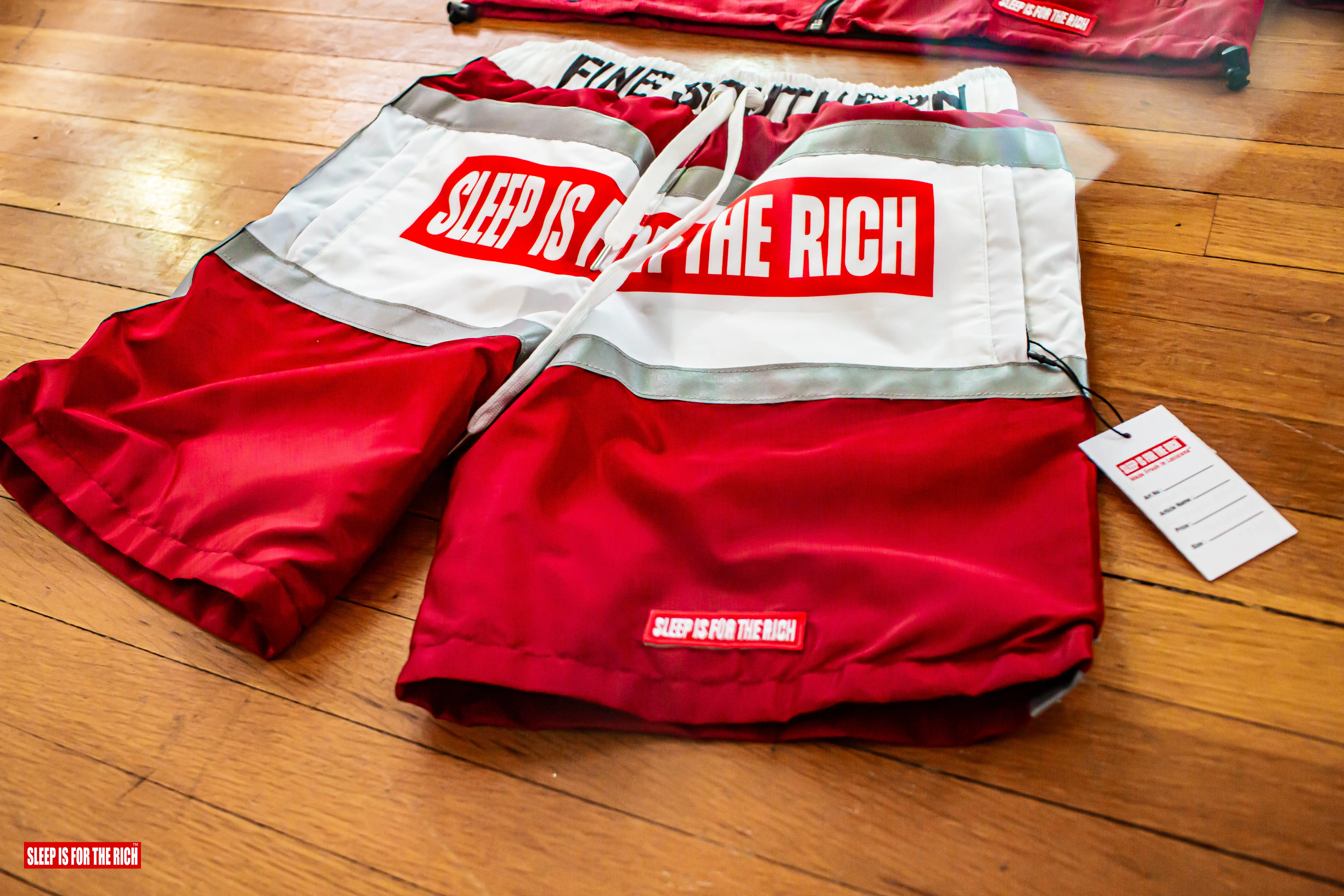 (RED) 3M REFLECTIVE WINDBREAKER SHORT SETS