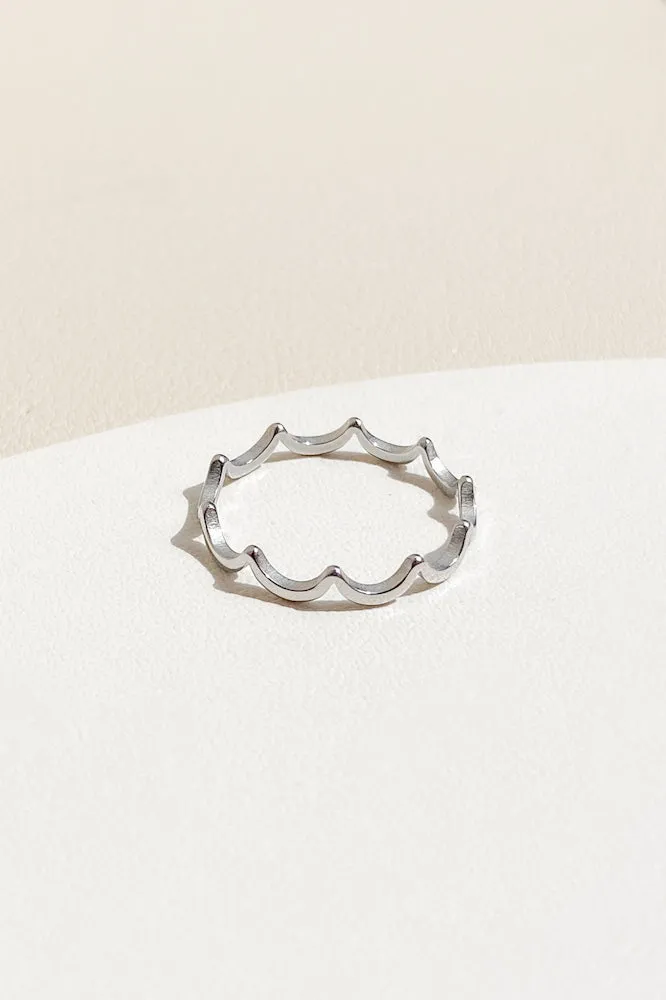 Serene Wave Ring (Stainless Steel)