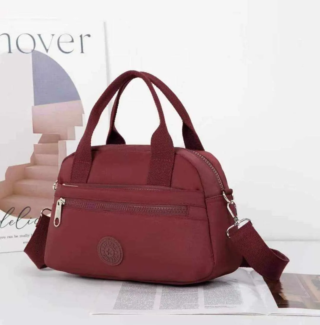 Shoulder bag / sling bag