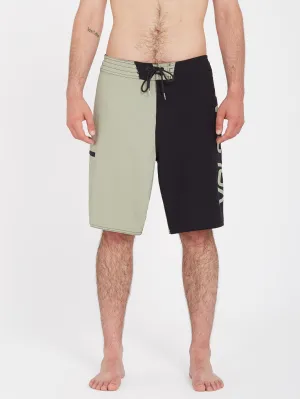 Surf Vitals Noa Deane 21" Boardshort - BLACK