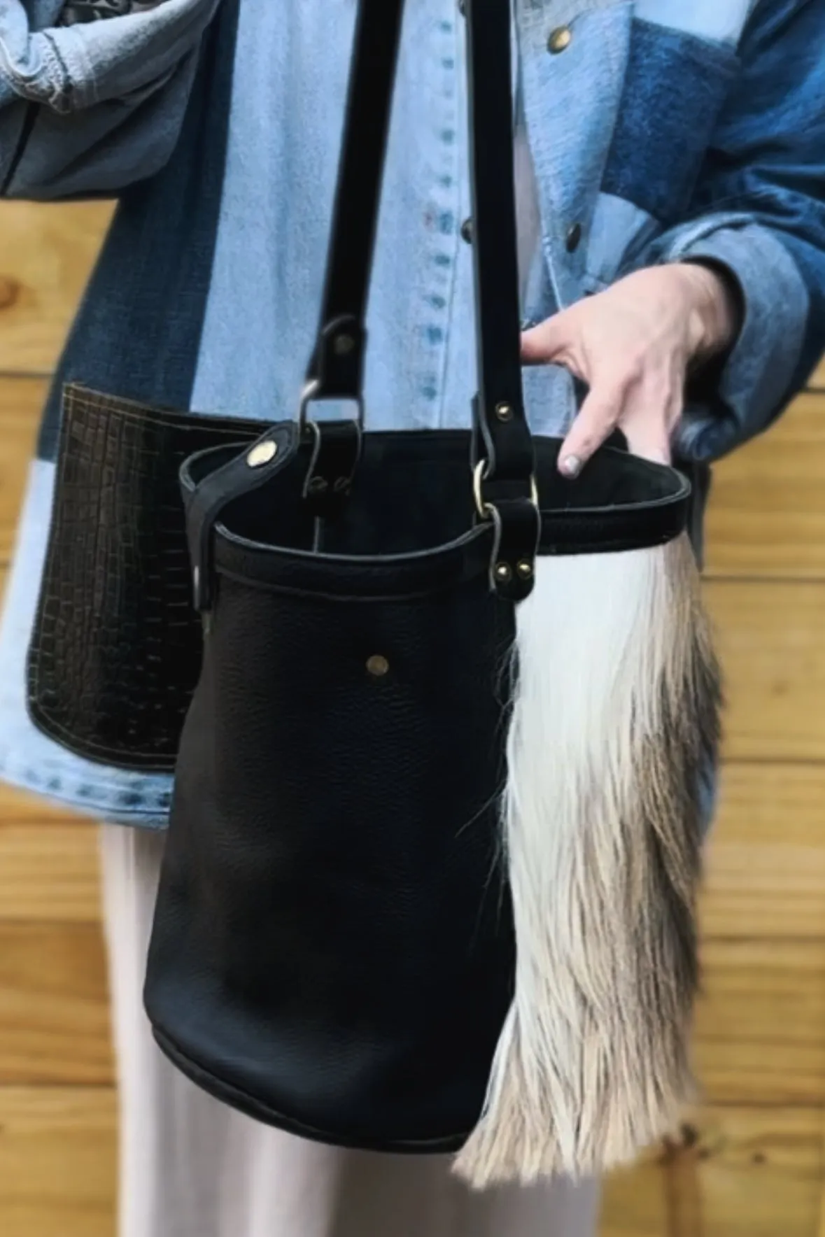 the range bucket bag